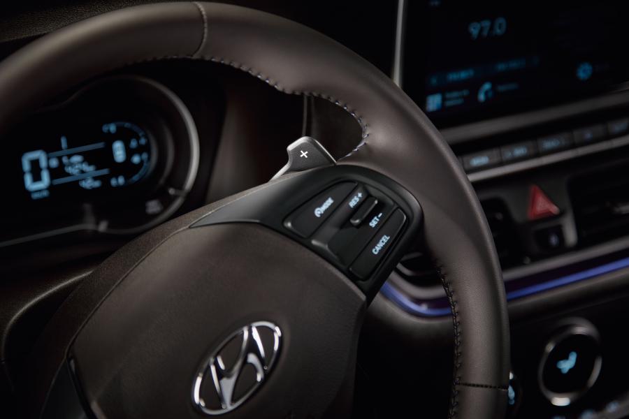 Детали интерьера Hyundai HB20 2019 года  (фото 23 из 34)
